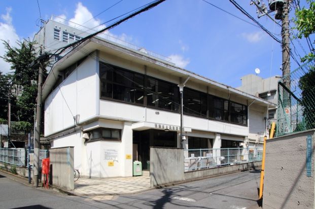 中野区立本町図書館の画像