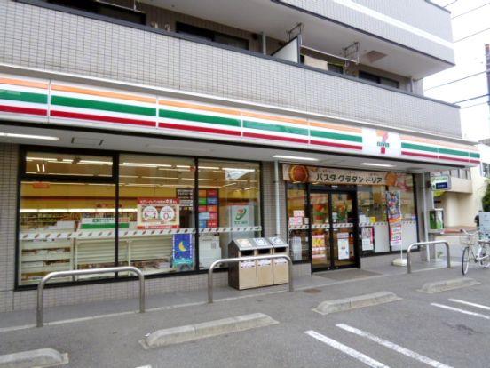 セブンイレブン 川崎武蔵中原店の画像