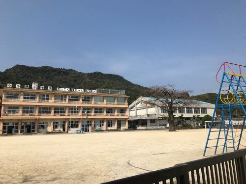 霧島市立小野小学校の画像