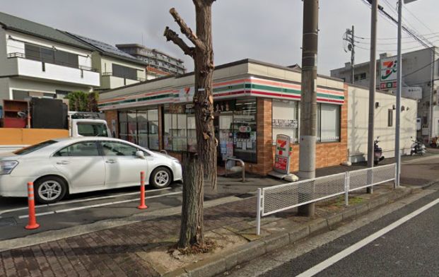 セブンイレブン 横須賀金谷店の画像