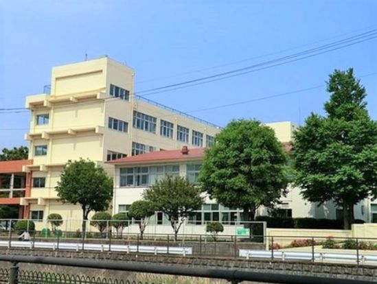 大和市立下福田中学校の画像