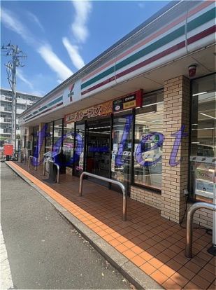 セブンイレブン 川崎蟹ヶ谷北店の画像