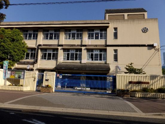 神戸市立蓮池小学校の画像