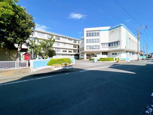 静岡市立長田南小学校の画像