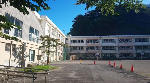 横須賀市立汐入小学校の画像