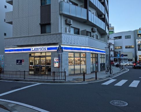 ローソン 金沢八景駅前店の画像