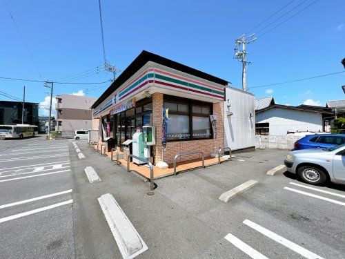 セブン-イレブン 静岡聖一色店の画像