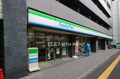 ファミリーマート 江東福住二丁目店の画像