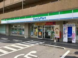 ファミリーマート 戸田全農通り店の画像