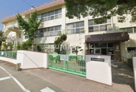 和歌山市立和佐小学校の画像