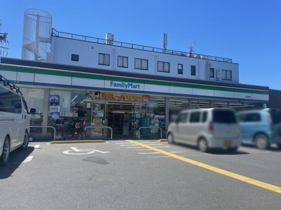 ファミリーマート 鴻巣加美店の画像