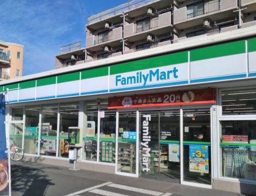 ファミリーマート サンズ新吉田店の画像