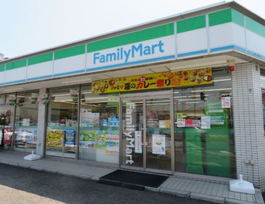 ファミリーマート 小浦横浜富岡東店の画像