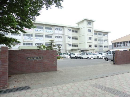 伊勢崎市立第一中学校の画像