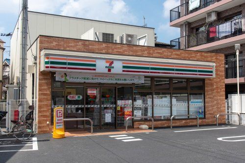 セブンイレブン 江戸川南小岩8丁目店の画像