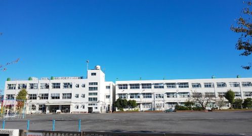 横浜市立金沢小学校の画像