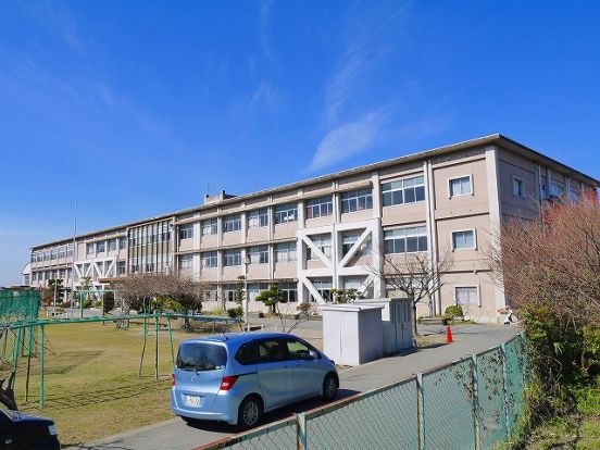 桜井市立纒向小学校の画像