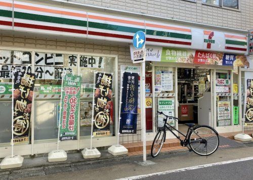 セブンイレブン 学芸大学駅東店の画像