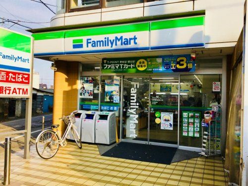 ファミリーマート日野豊田駅南口店の画像