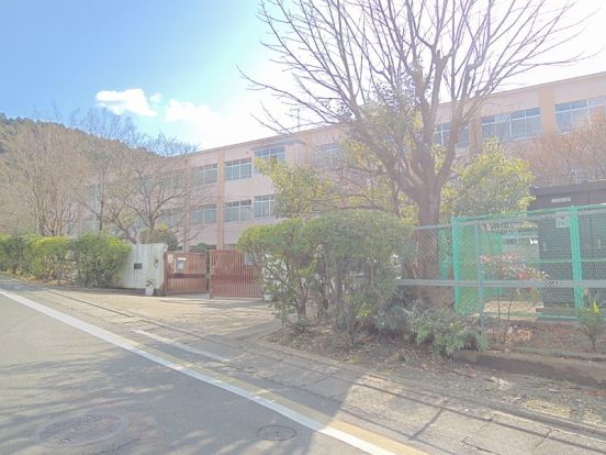 京都市立 北醍醐小学校の画像