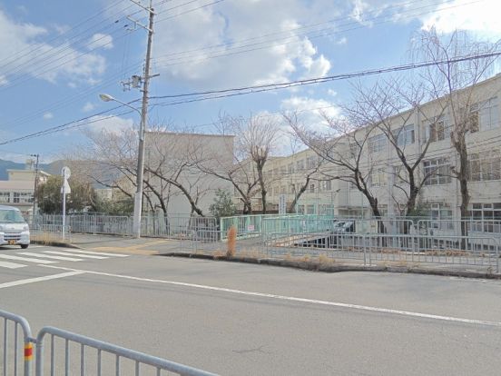 京都市立小栗栖中学校の画像
