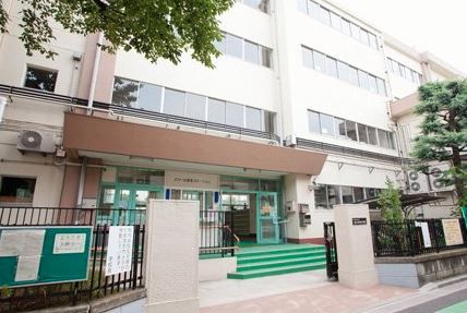 荒川区立第五峡田小学校の画像