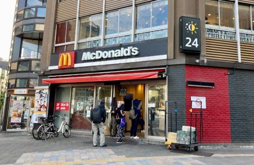 マクドナルド 東新宿駅前店の画像