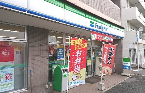 ファミリーマート 吹田内本町店の画像