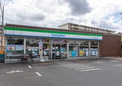 ファミリーマート 東久留米所沢街道店の画像