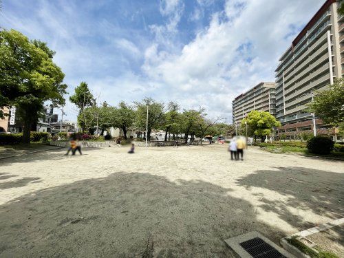 善源寺楠公園の画像