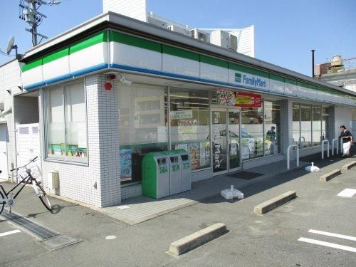 ファミリーマート 津島橋詰町店の画像