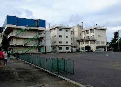西東京市立柳沢中学校の画像