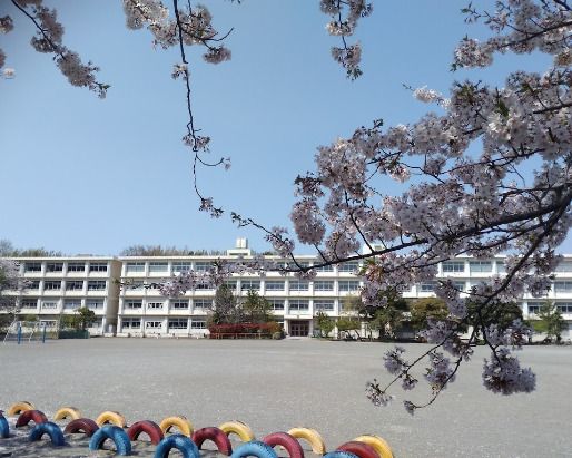 三浦市立上宮田小学校の画像