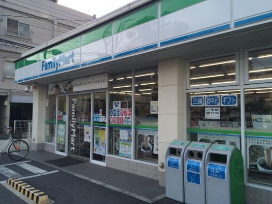 ファミリーマート 川口青木一丁目店の画像