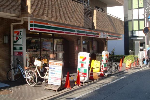 セブンイレブン 上目黒3丁目店の画像