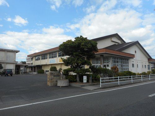 光市立室積小学校の画像