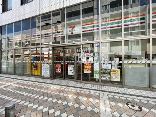 セブンイレブン横浜藤棚商店街店の画像