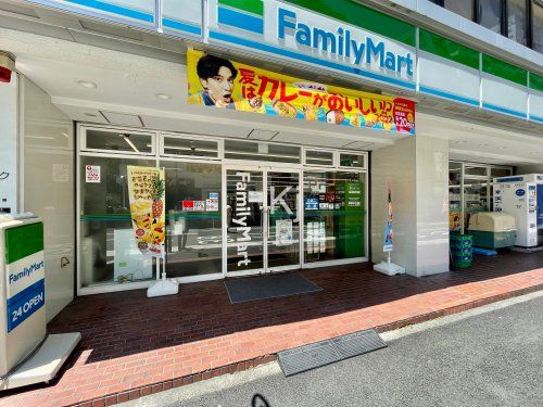 ファミリーマート 和田屋松影町店の画像