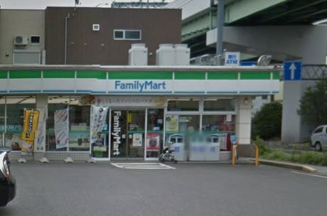 ファミリーマート名南本地通三丁目店の画像