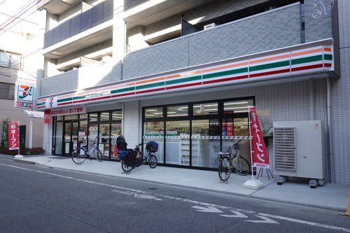 セブンイレブン椎名町北店の画像