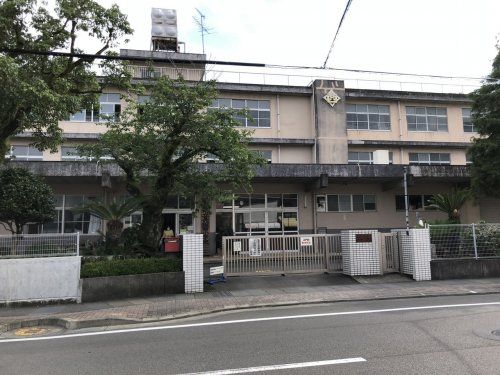 静岡市立長田西小学校の画像