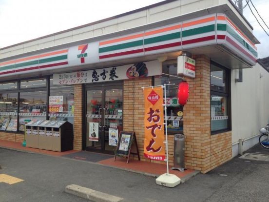 セブンイレブン加東上滝野店の画像