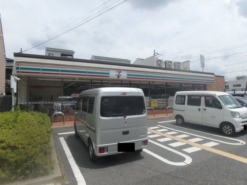 セブンイレブン　若草町店の画像