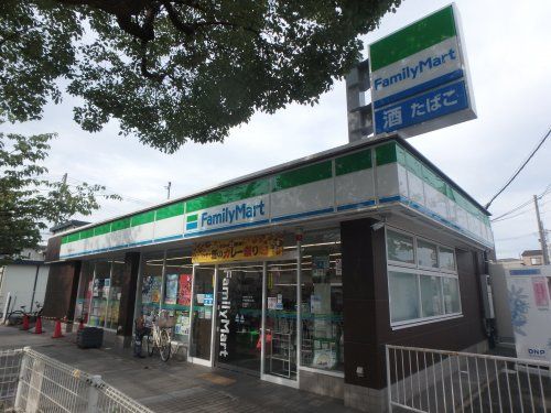 ファミリーマート　ＪＲ西宮駅北口店の画像