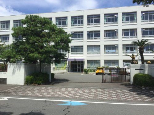 藤枝市立藤枝中央小学校の画像