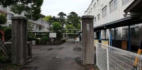 静岡市立清水興津小学校の画像