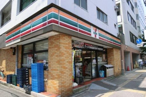 セブンイレブン 横須賀米ケ浜店の画像