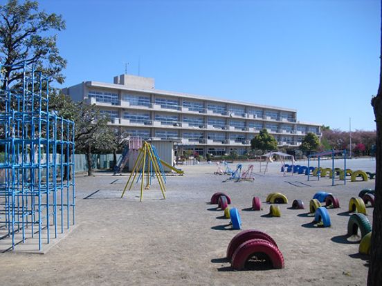 上柴東小学校の画像