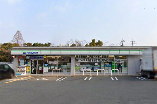 ファミリーマート 伏見墨染店の画像