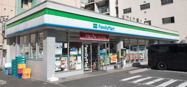 ファミリーマート浪速塩草店の画像